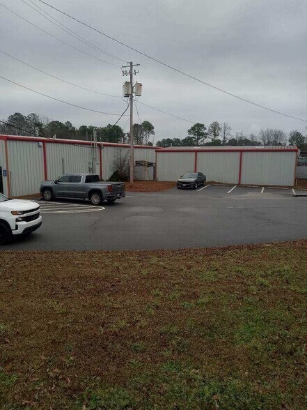 More Photos Of 600 Bohannon Rd, Fairburn Flex For Lease