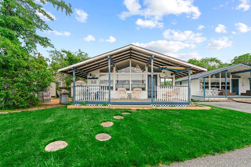 More Photos Of 71 W Tiana Rd, Hampton Bays Land For Sale