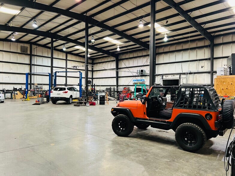 More Photos Of 1481 Doss Rd, Concord Warehouse For Lease