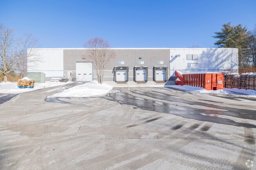 More Photos Of 55 Wentworth Ave, Londonderry Light Distribution For Lease