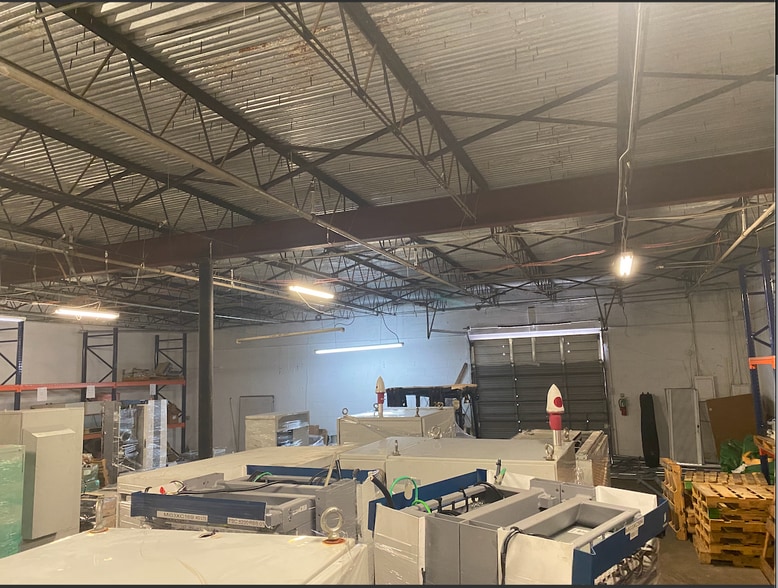 More Photos Of 1360 NW 65th Ave, Plantation Warehouse For Lease