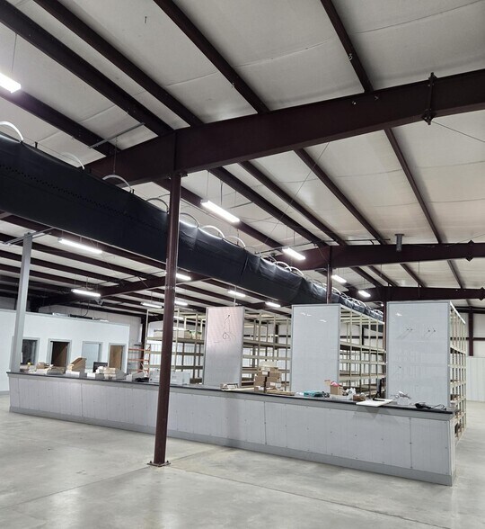 More Photos Of 124 Woodcrest Rd, Asheboro Warehouse For Lease