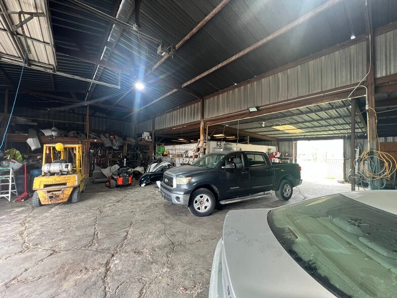 More Photos Of 2244 Highway 69 S, Greenville Warehouse For Lease