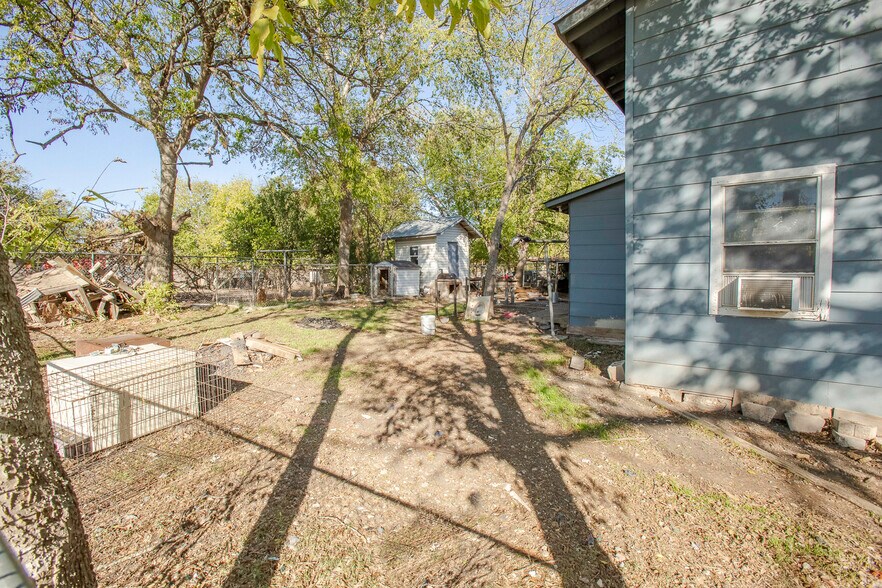 More Photos Of 162 Mendoza Ln, Buda Land For Sale