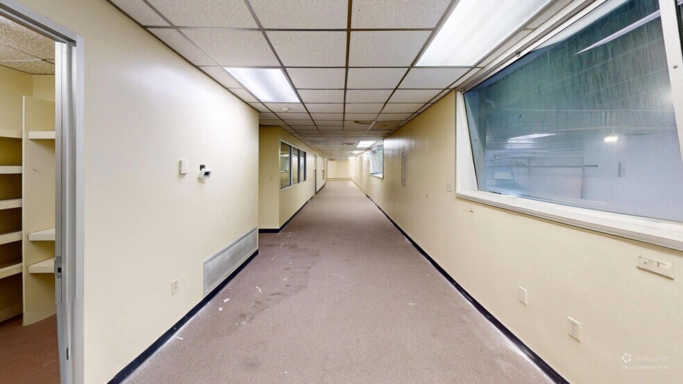 More Photos Of 401-417 N Mesquite St, Corpus Christi Bank For Lease