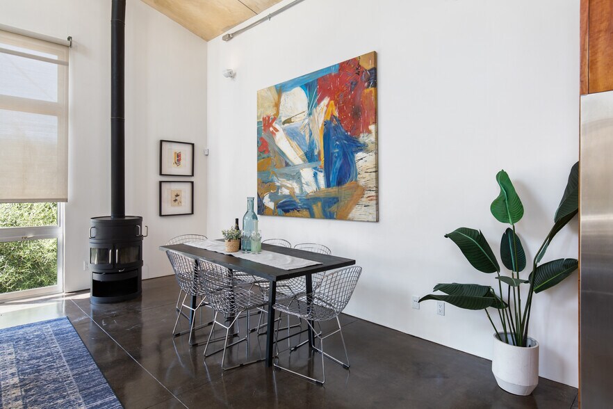 More Photos Of 755-757 Folger Ave, Berkeley Office For Sale