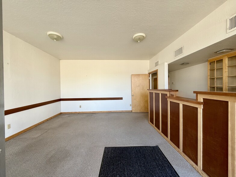 More Photos Of 928-930 San Pablo Ave, Albany Medical For Sale