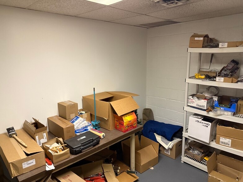 More Photos Of 616 2nd St, Essington Warehouse For Lease