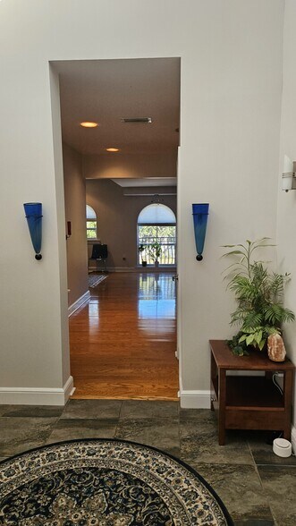 More Photos Of 3001 W Azeele St, Tampa Office For Lease