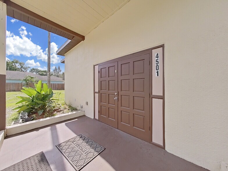 More Photos Of 4501 N 42nd St, Tampa Religious Facility For Sale
