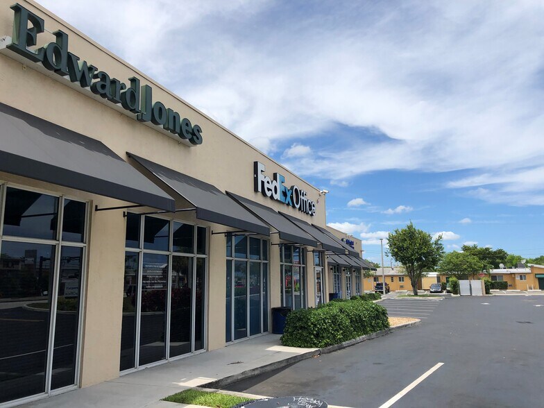 More Photos Of 1579-1595 N Federal Hwy, Fort Lauderdale Unknown For Lease