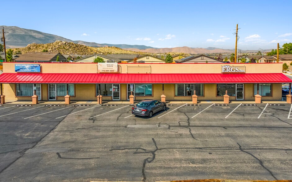 More Photos Of 9345 Lemmon Dr, Reno Unknown For Lease