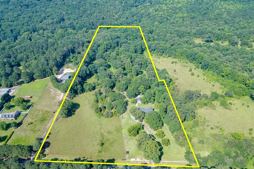 Primary Photo Of 1421 Drowning Creek Rd, Dacula Land For Sale