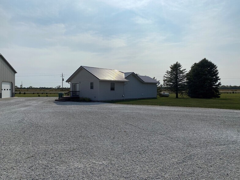 More Photos Of 8721 Old US Highway 52 W, West Lafayette Warehouse For Sale