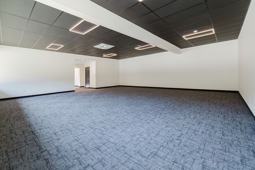 More Photos Of 3649 Frontage Rd, Port Orchard Office For Lease