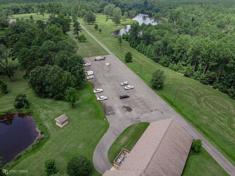 More Photos Of 10100 Woolworth Rd, Keithville Medical For Lease