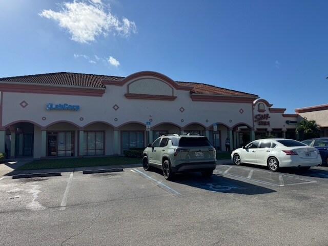 More Photos Of 927 Beville Rd, Daytona Beach Storefront Retail Office For Lease