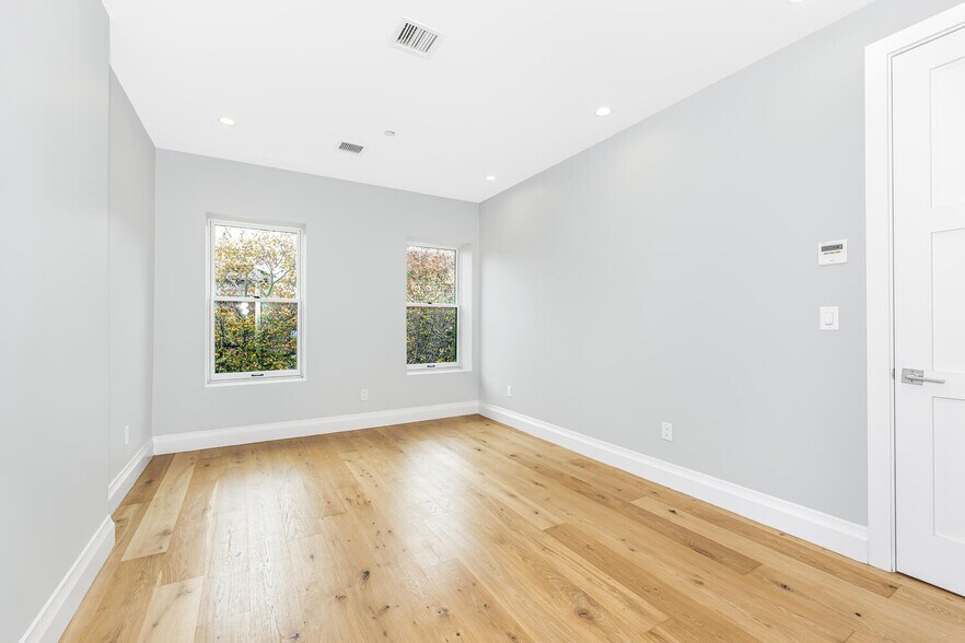 More Photos Of 11A Arlington Pl, Brooklyn Apartments For Sale
