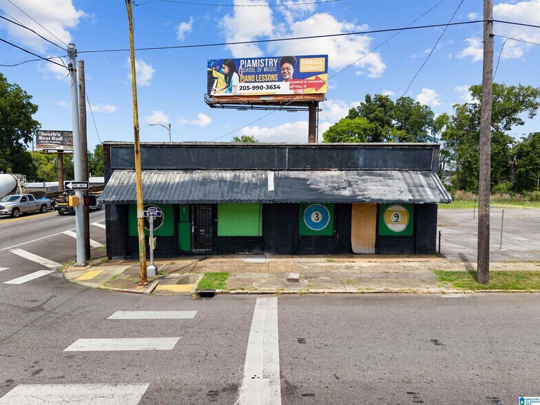 More Photos Of 831 19th St N, Bessemer Freestanding For Sale