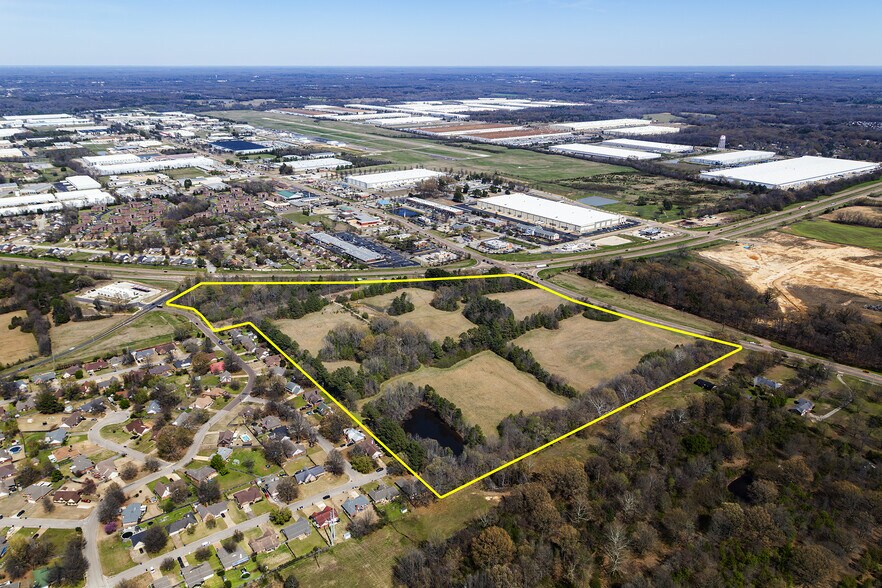 Primary Photo Of SW Corner Highway 302 & Hacks Cross Road Hwy, Olive Branch Land For Sale