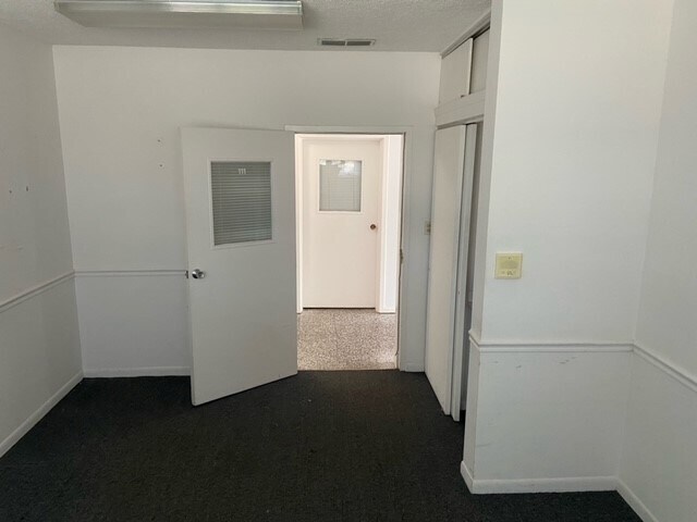 More Photos Of 25975-25980 N Diamond Lake Rd, Mundelein Medical For Lease