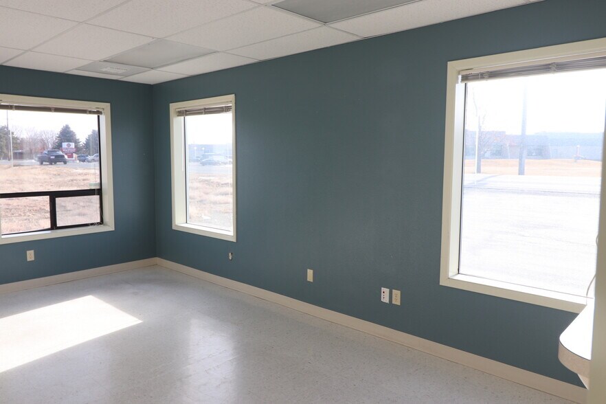 More Photos Of 39141 Pocahontas, Baker City Medical For Sale