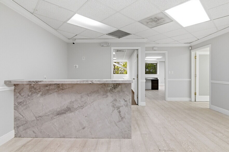 More Photos Of 1640 W Oakland Park Blvd, Fort Lauderdale Office For Sale