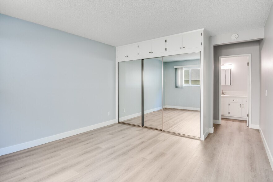 More Photos Of 525 N Francisca Ave, Redondo Beach Apartments For Sale