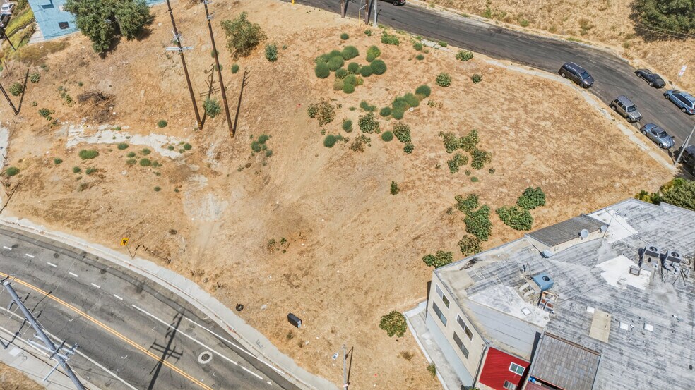 More Photos Of 626 Lookout Dr, Los Angeles Land For Sale