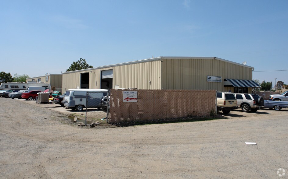 More Photos Of 1300 N Juanita St, Hemet Service For Lease