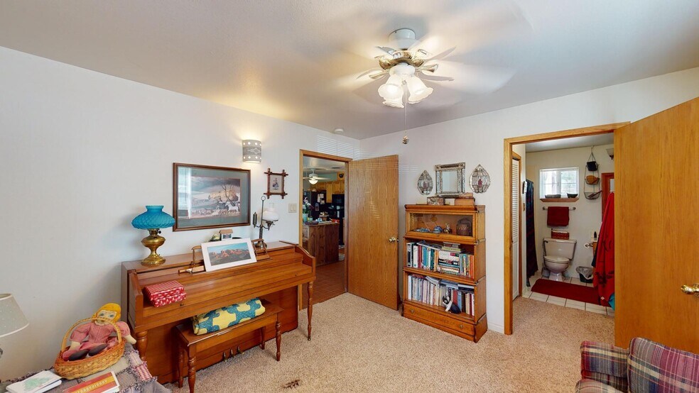 More Photos Of 1804 E College Blvd, Roswell General Retail For Sale