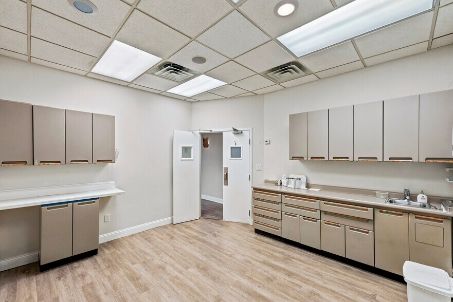 More Photos Of 89 Valley Rd, Montclair Medical For Sale