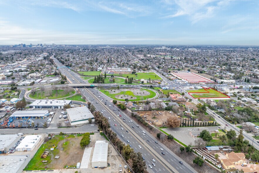 More Photos Of 3890 Fruitridge Rd, Sacramento Land For Sale