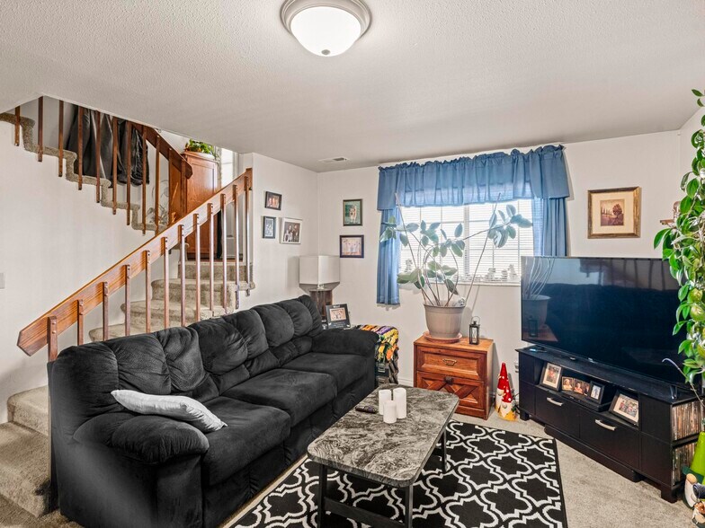 More Photos Of 268-408 1220 South St, Vernal Apartments For Sale