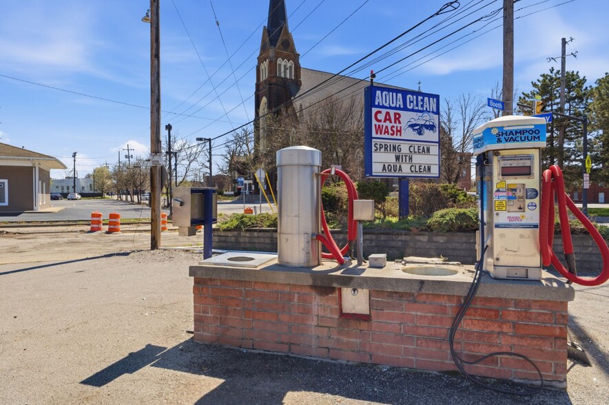 More Photos Of 8219 Broadway Ave, Cleveland Carwash For Sale