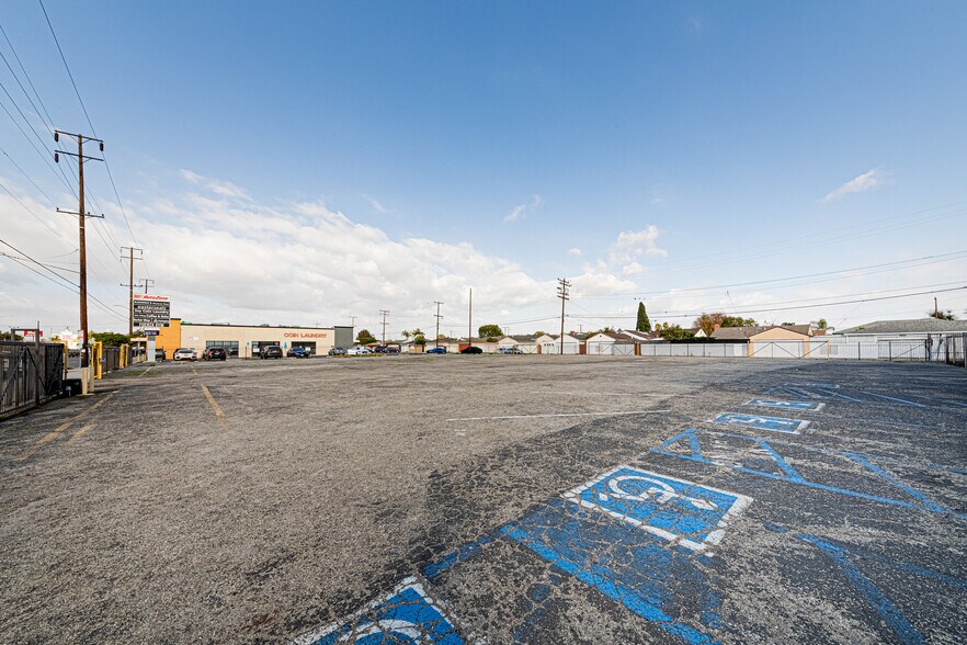 More Photos Of 14948 Crenshaw Blvd, Gardena Movie Theatre For Sale