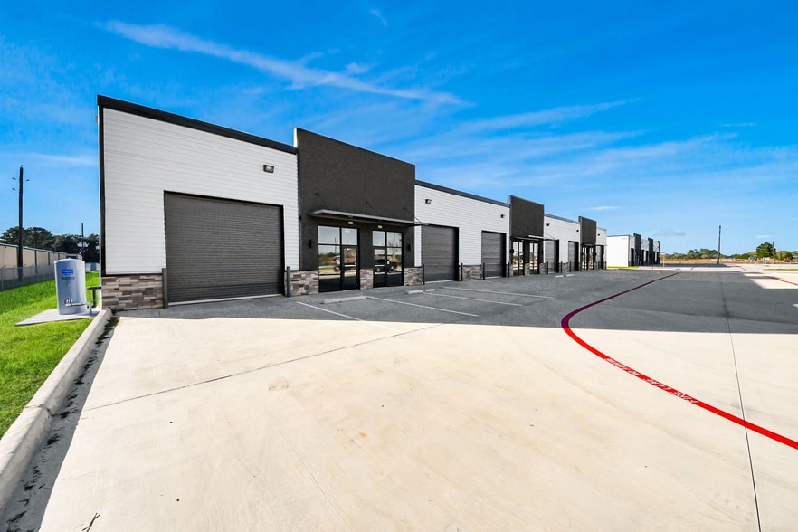 More Photos Of 18011 Cypress Rose Hill Rd, Cypress Unknown For Lease