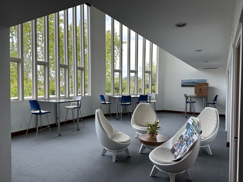 More Photos Of 550 Hartnell St, Monterey Office For Lease