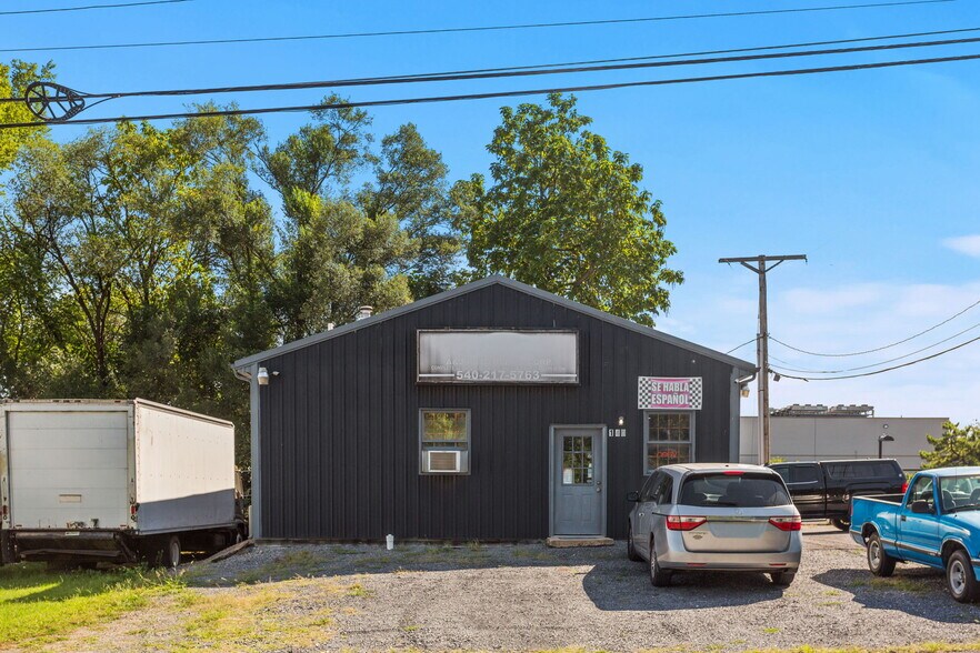 More Photos Of 140 Charles St, Harrisonburg Auto Repair For Sale