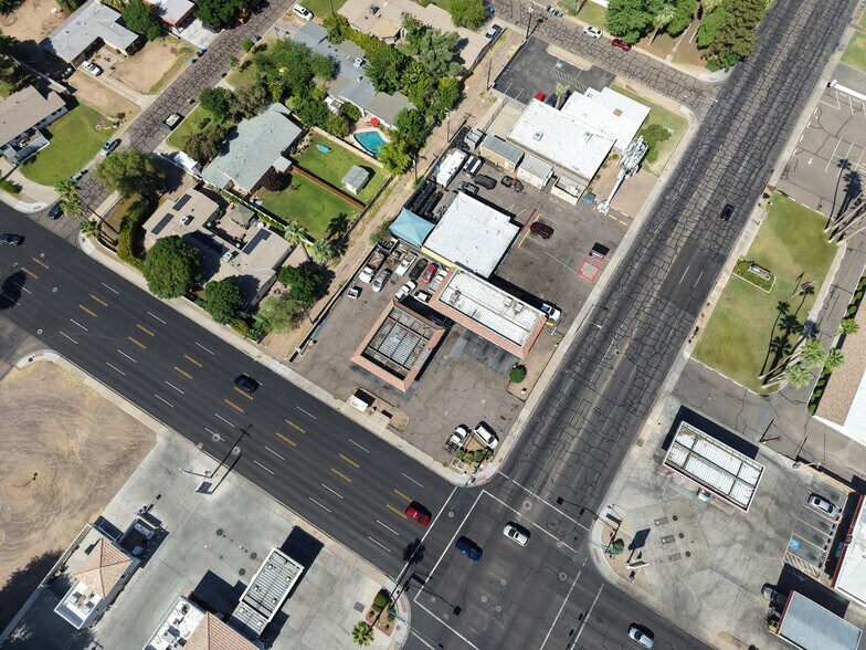 More Photos Of 701 W Bethany Home Rd, Phoenix Auto Repair For Sale