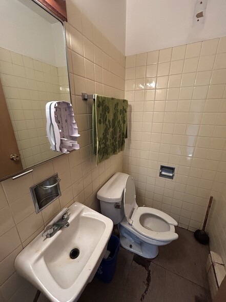 More Photos Of 4101 Saint Lawrence Ave, Matteson Schools For Sale