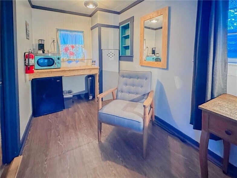 More Photos Of , Eureka Springs Unknown For Sale