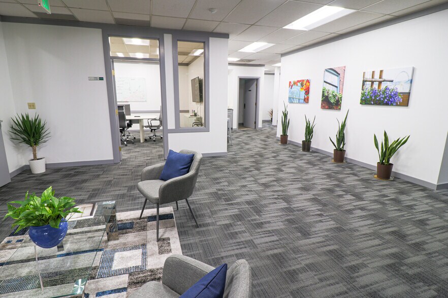 More Photos Of 2265 116th Ave NE, Bellevue Office For Lease