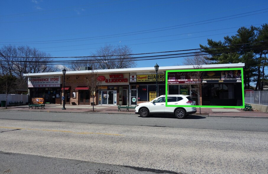 More Photos Of 360-370 Dogwood Ave, Franklin Square Storefront For Lease