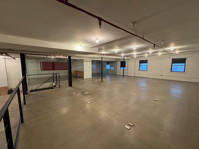 More Photos Of 346 Grand St, Brooklyn Apartments For Lease