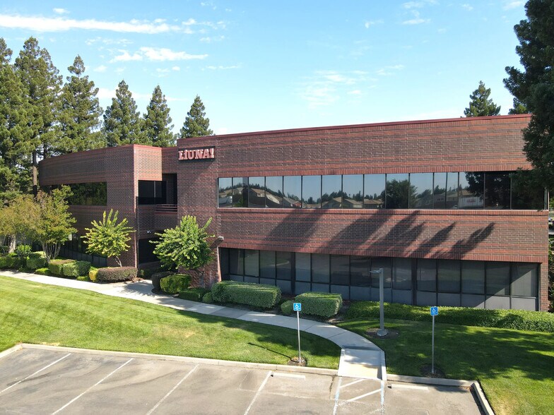 More Photos Of 3775 N Freeway Blvd, Sacramento Serviced Offices For Lease