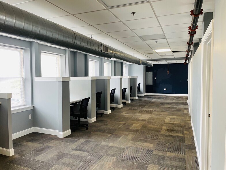 More Photos Of 157 E Main St, Rock Hill Loft Creative Space For Lease