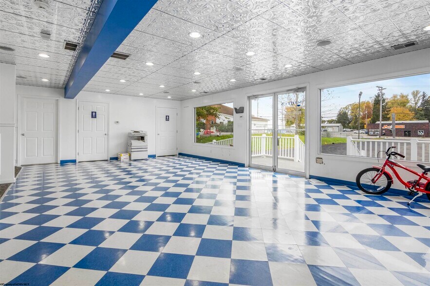More Photos Of 524 Mileground Rd, Morgantown Auto Dealership For Sale