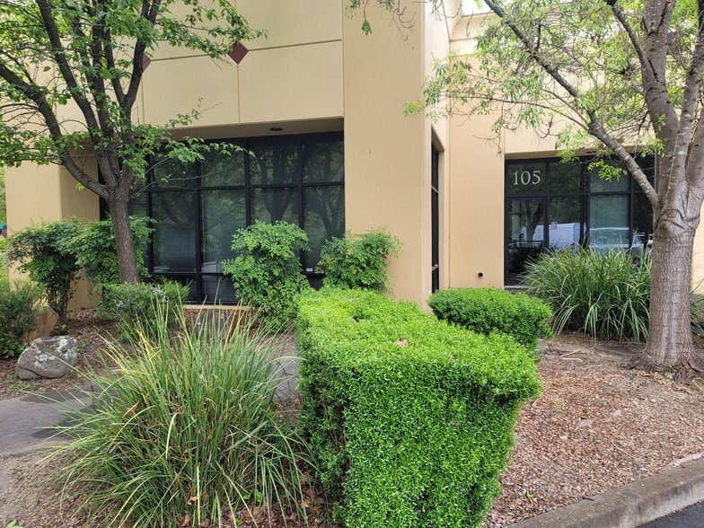 Primary Photo Of 105 Foss Creek Cir, Healdsburg Medical For Lease