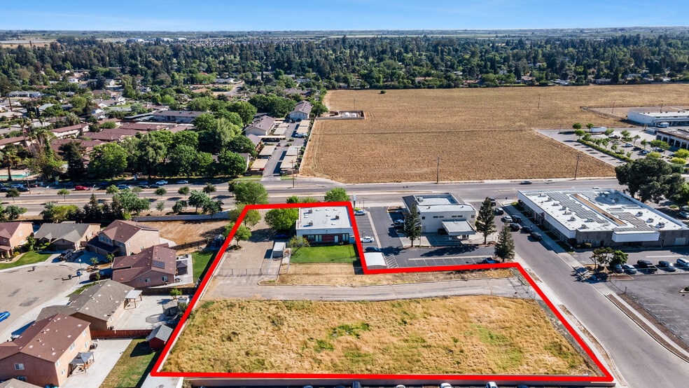 More Photos Of 5781 E Kings Canyon Rd, Fresno Medical For Sale
